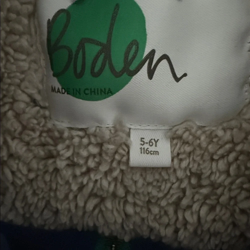 MINI BODEN Shaggy Lined Hoodie Cozy. Size 5-6y